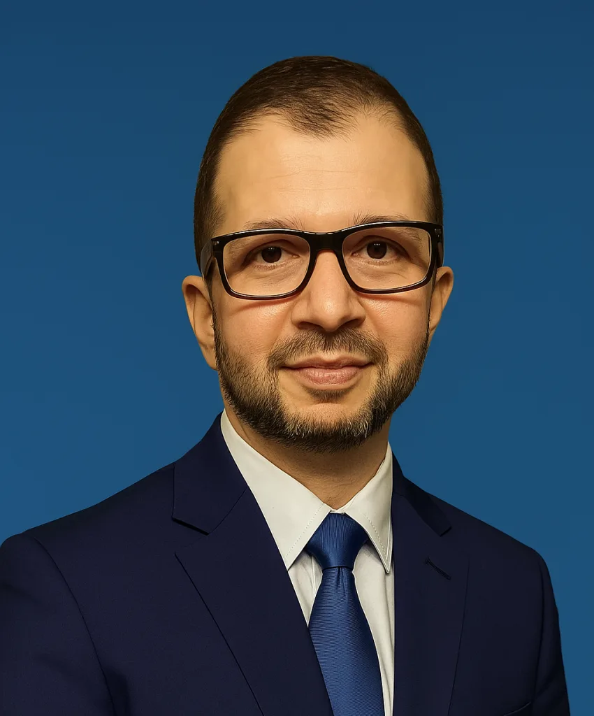 Mazdiar Pate - Cofounder of Phishbowl app